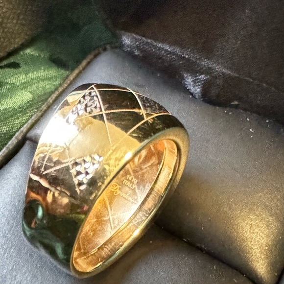 Chunky Italian 14kt Gold Ring - Picture 11 of 11